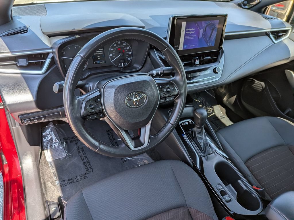 Used 2023 Toyota Corolla SE w/ SE Package FWD image 17