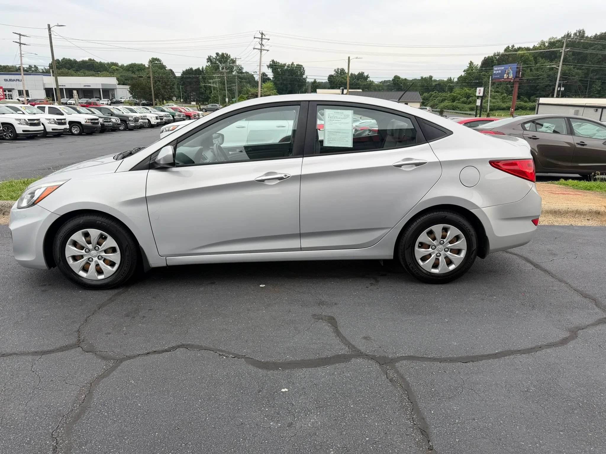 Used 2016 Hyundai Accent SE FWD image 4