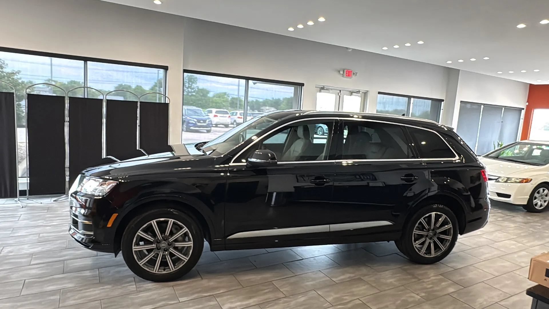 Used 2018 Audi Q7 3.0T Premium Plus AWD/4WD image 8
