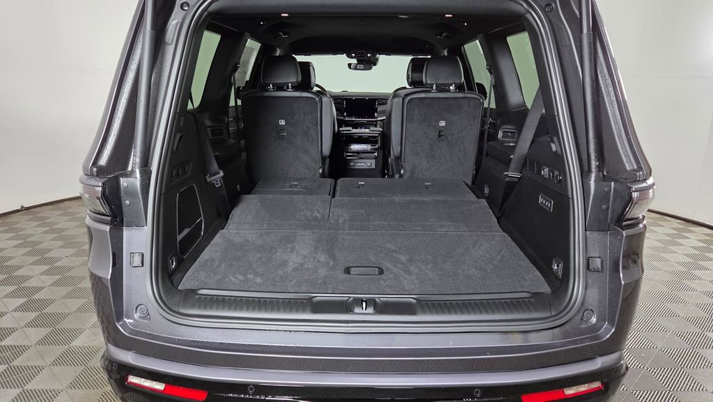 New 2026 Jeep Grand Wagoneer Limited image 10