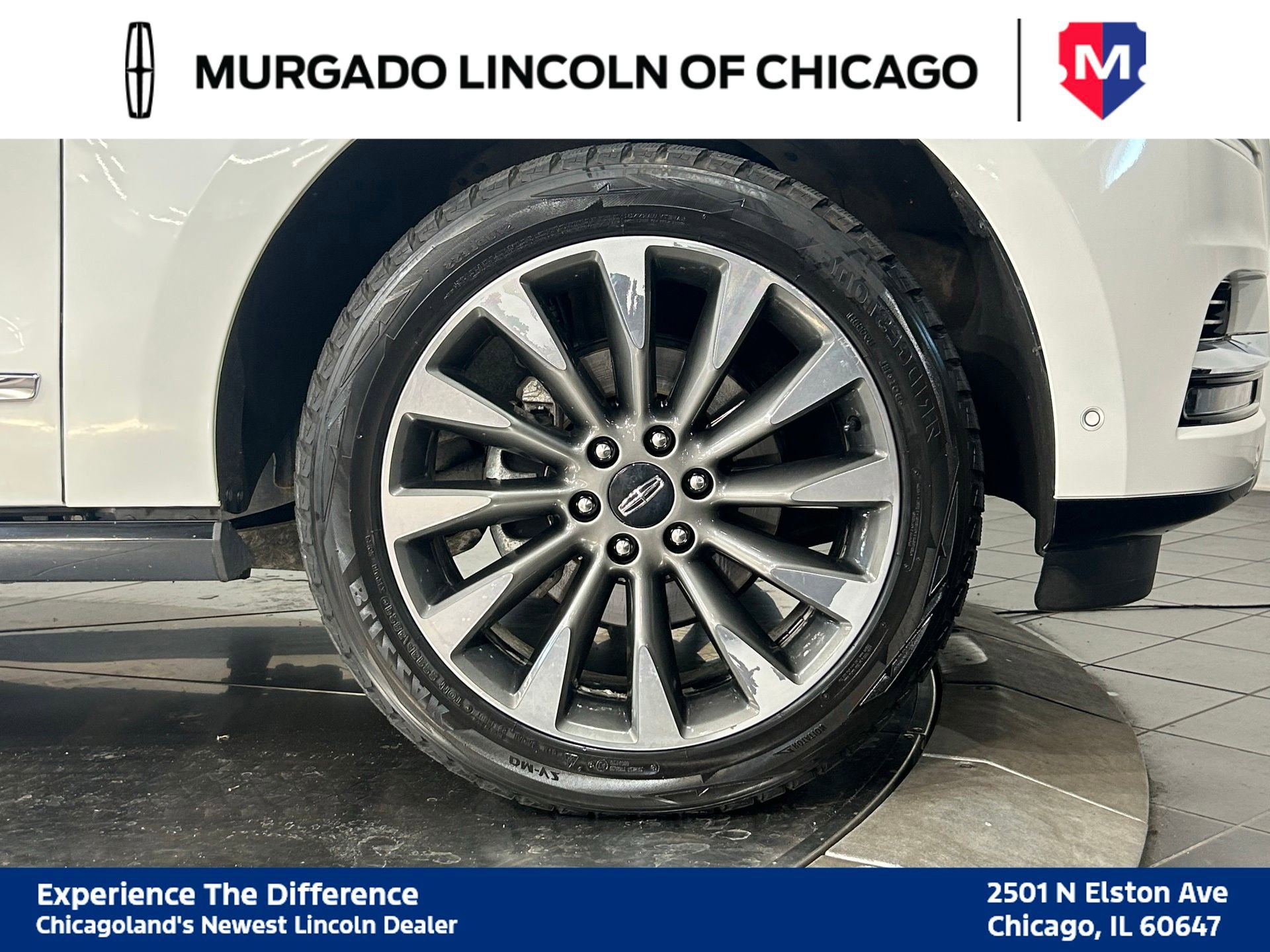 Used 2020 Lincoln Navigator Reserve w/ Luxury Package AWD/4WD image 11