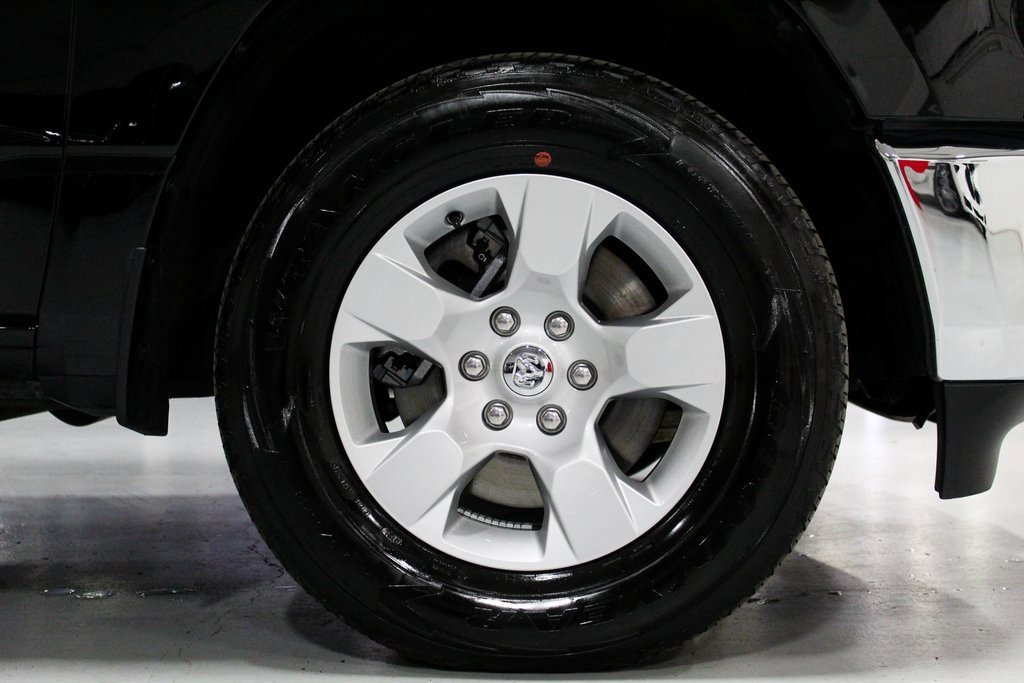 Used 2024 RAM 1500 Big Horn image 38