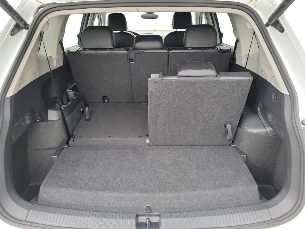 Used 2024 Volkswagen Tiguan SE FWD image 27