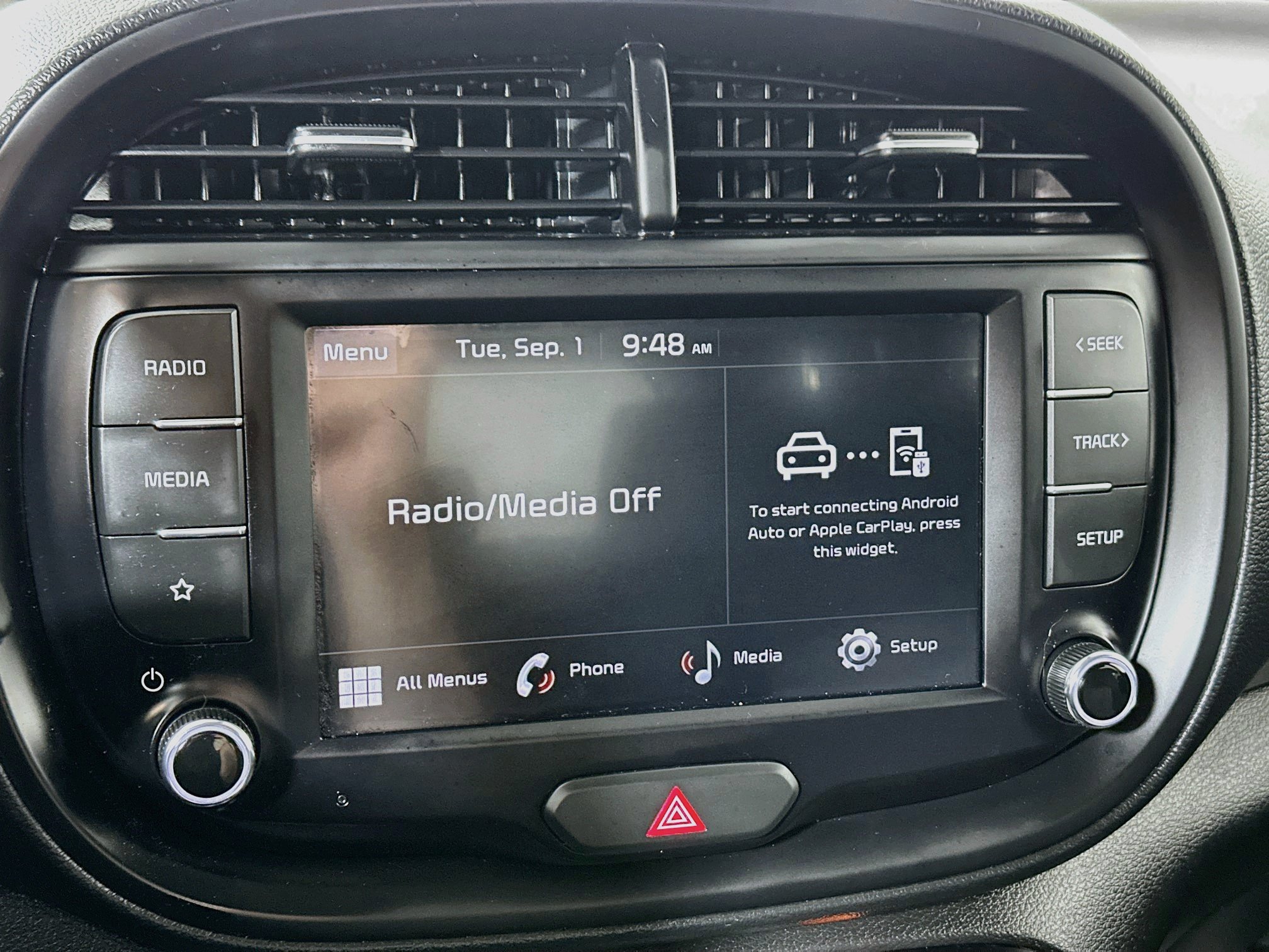 Used 2023 Kia Soul LX FWD image 14
