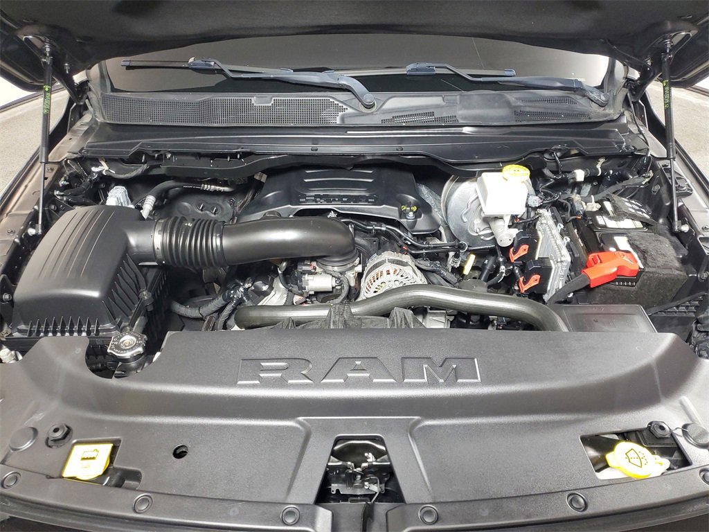 Used 2021 RAM 1500 Laramie image 9