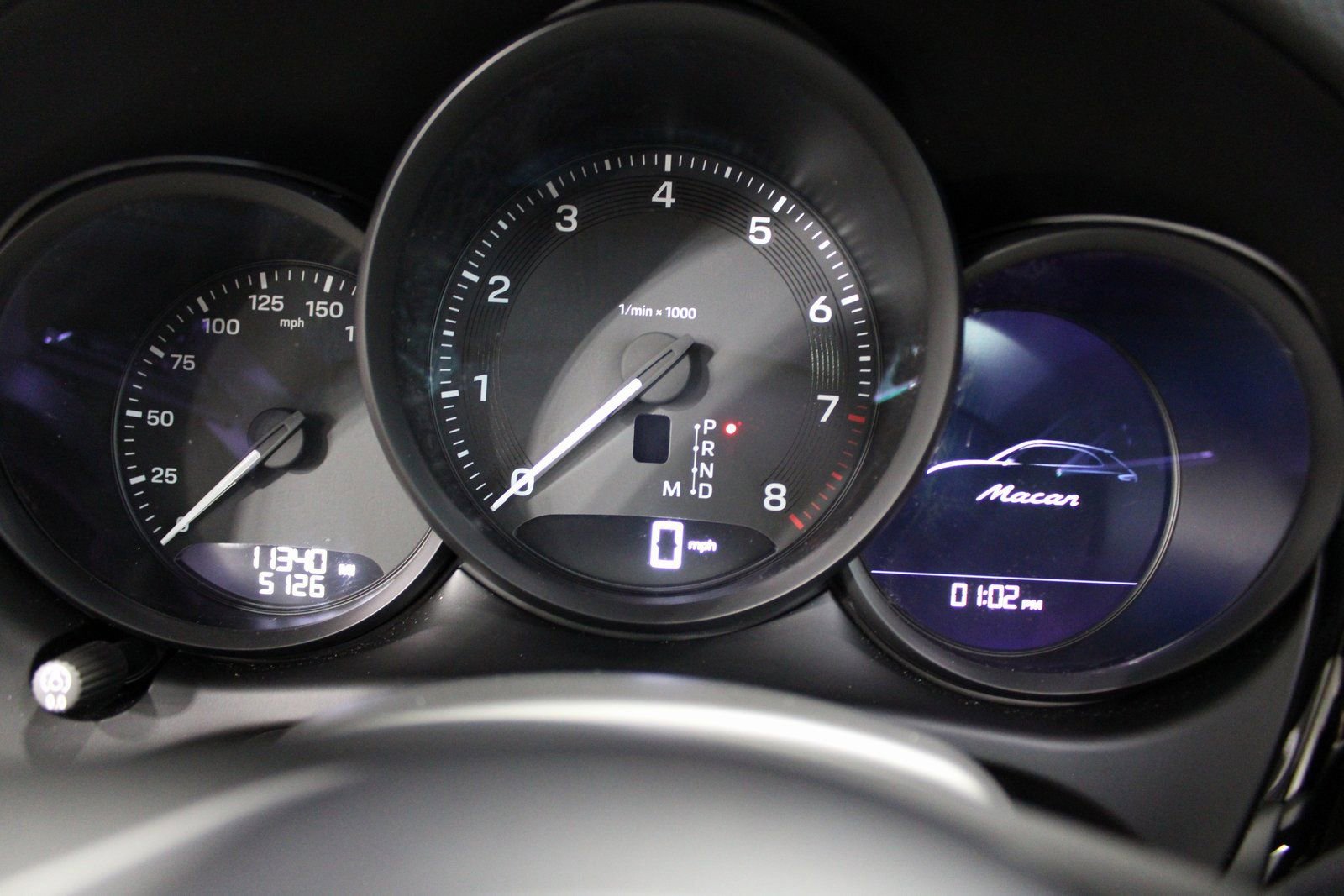 Certified 2025 Porsche Macan image 31