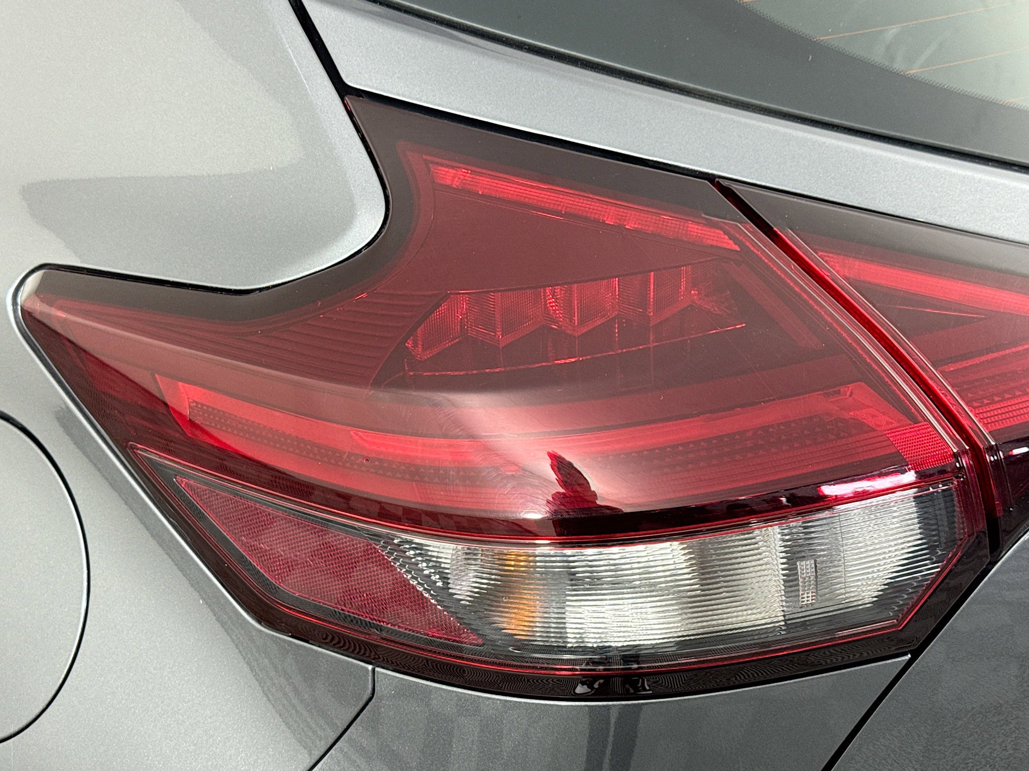 Used 2023 Nissan Kicks S image 35