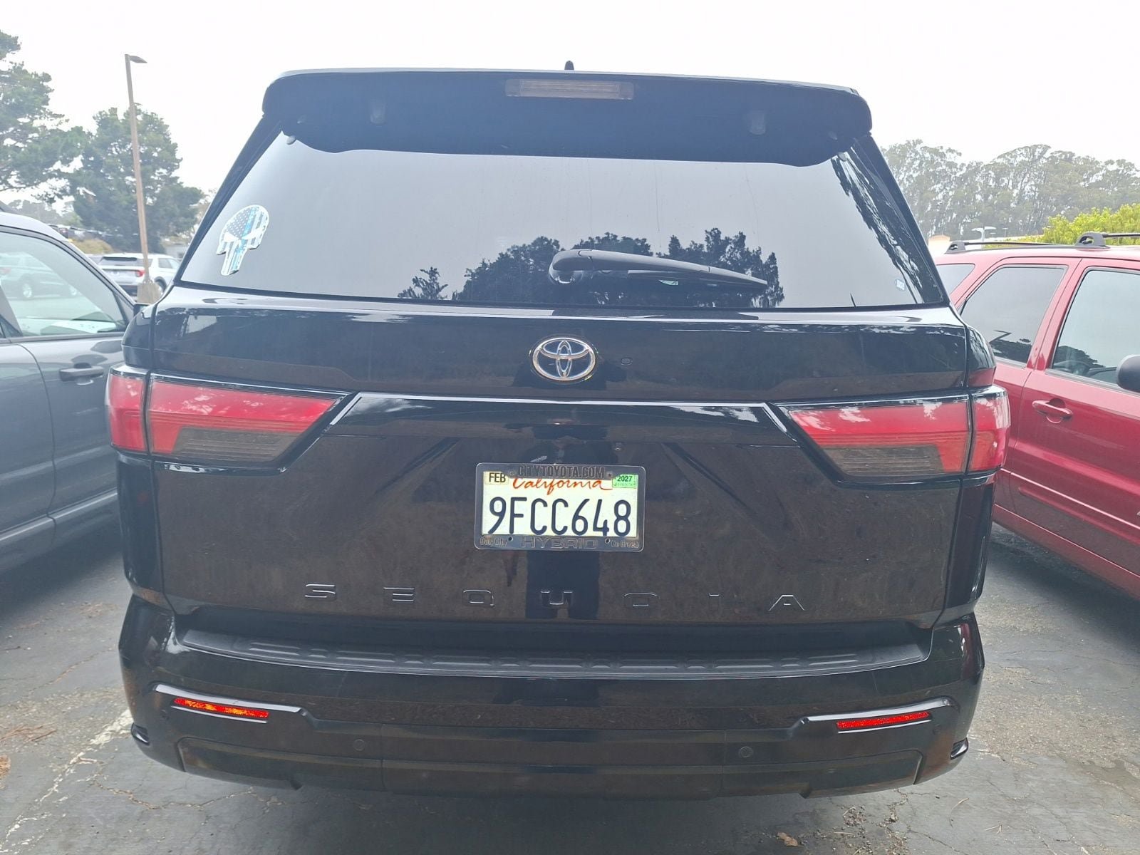 Used 2023 Toyota Sequoia Platinum AWD/4WD image 6