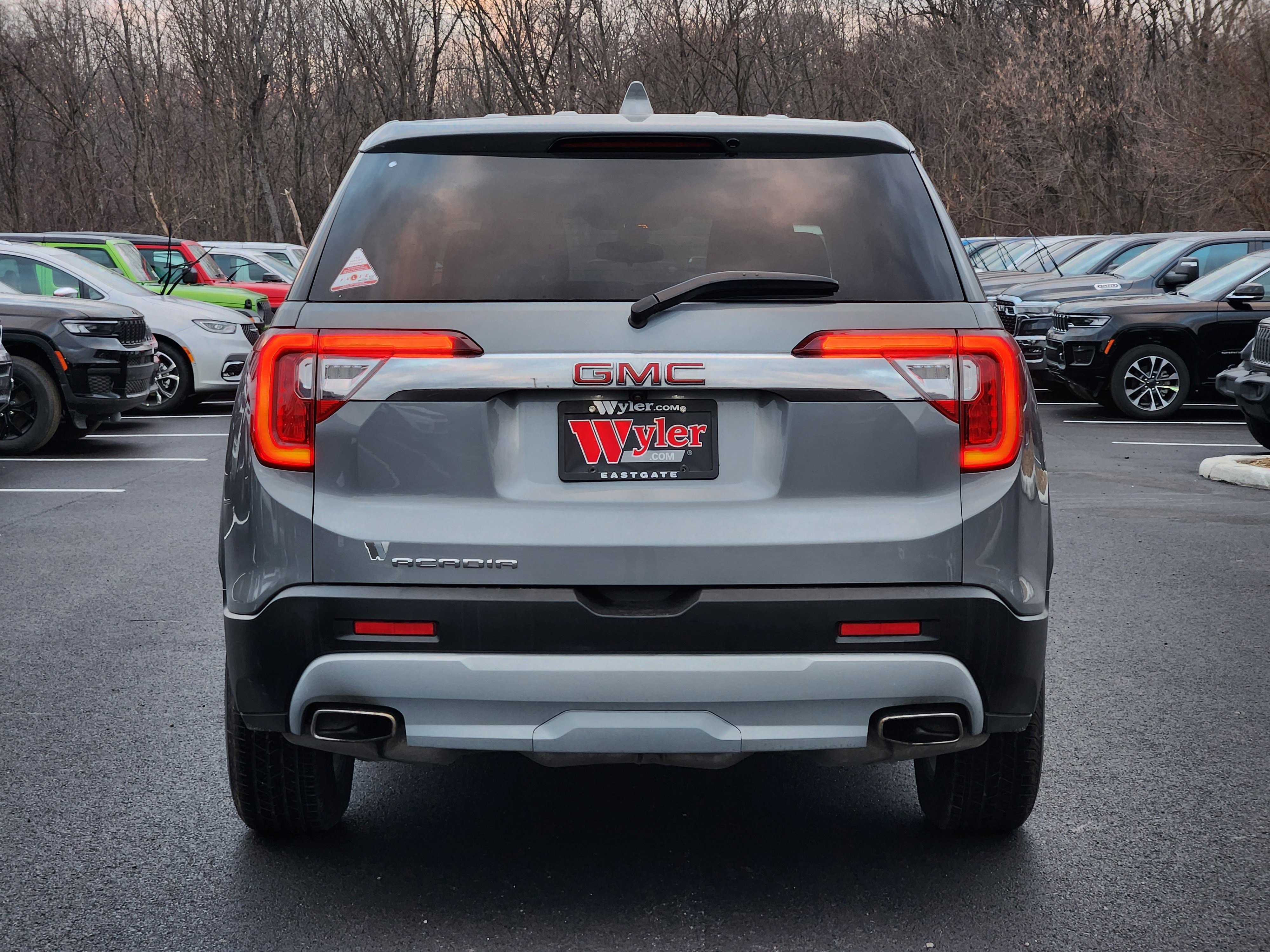 Used 2023 GMC Acadia SLE w/ LPO, Floor Liner Package image 15