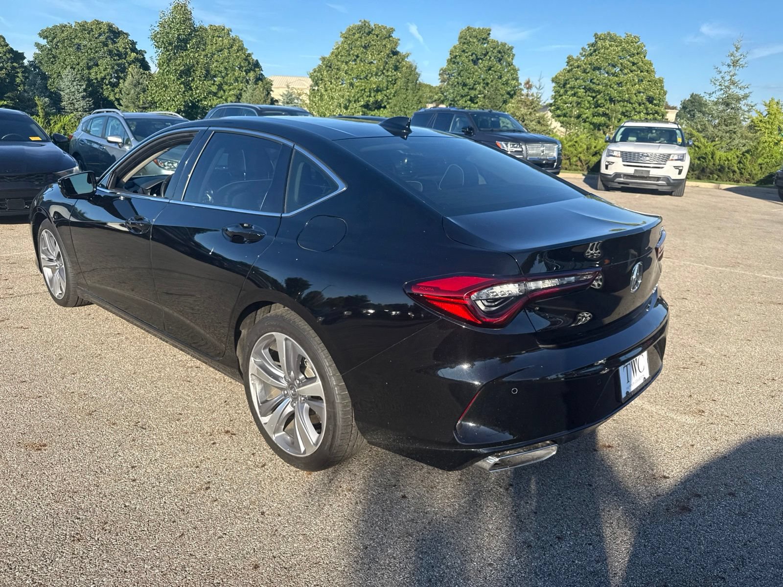 Used 2023 Acura TLX w/ Advance Package AWD/4WD image 7
