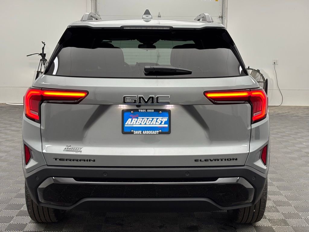 New 2026 GMC Terrain Elevation w/ Black Edition image 8
