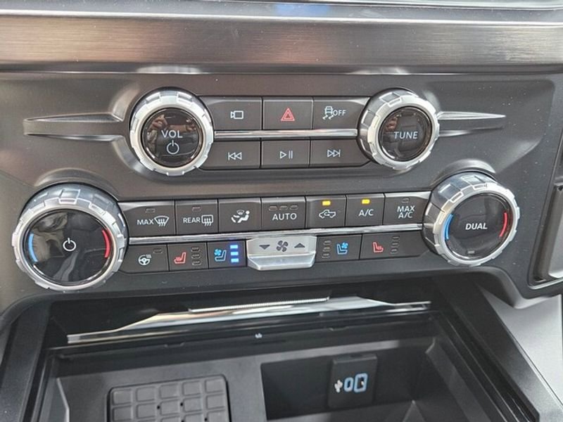 New 2026 Ford F250 Lariat image 23