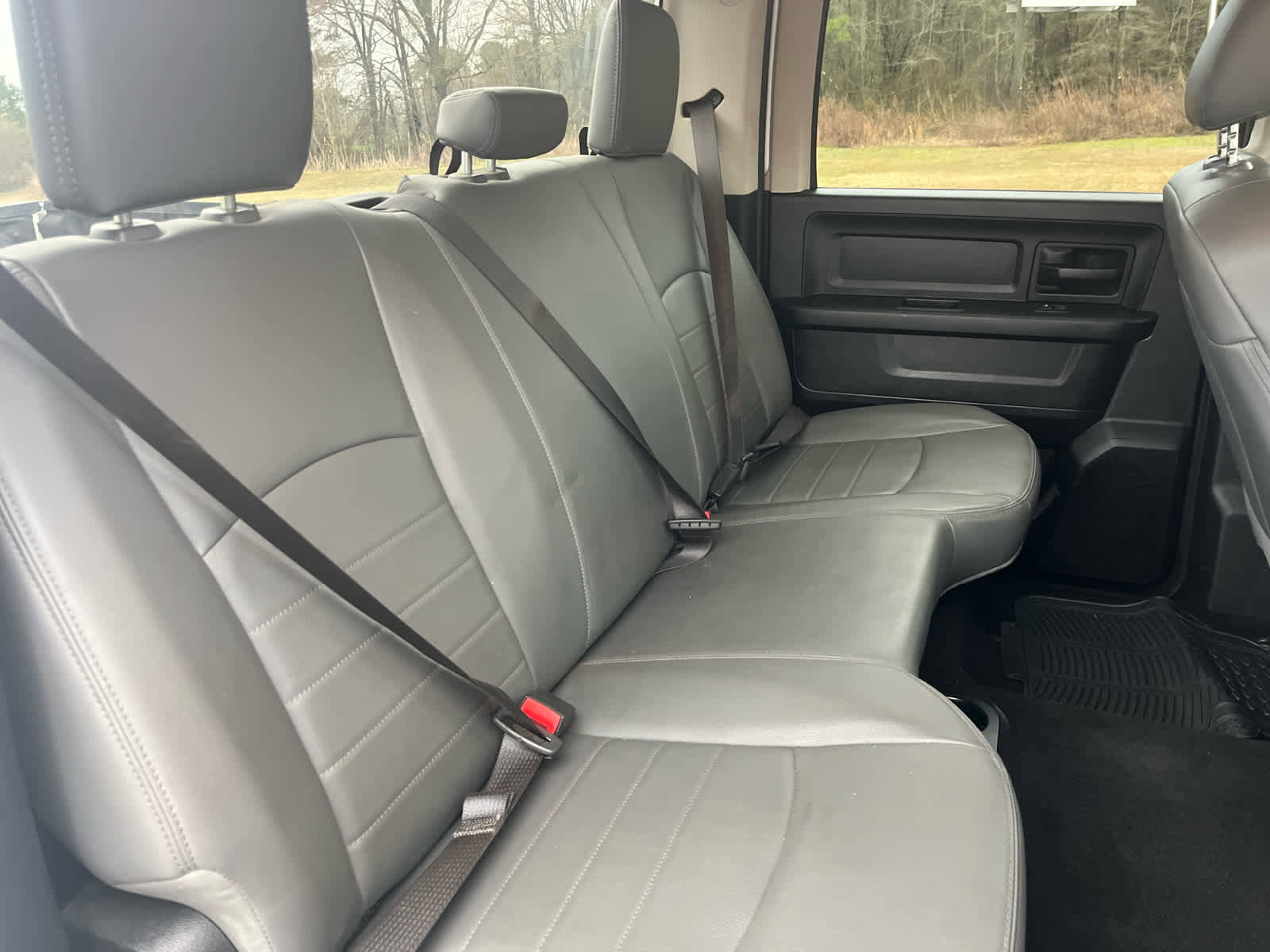 Used 2018 RAM 1500 Express image 27