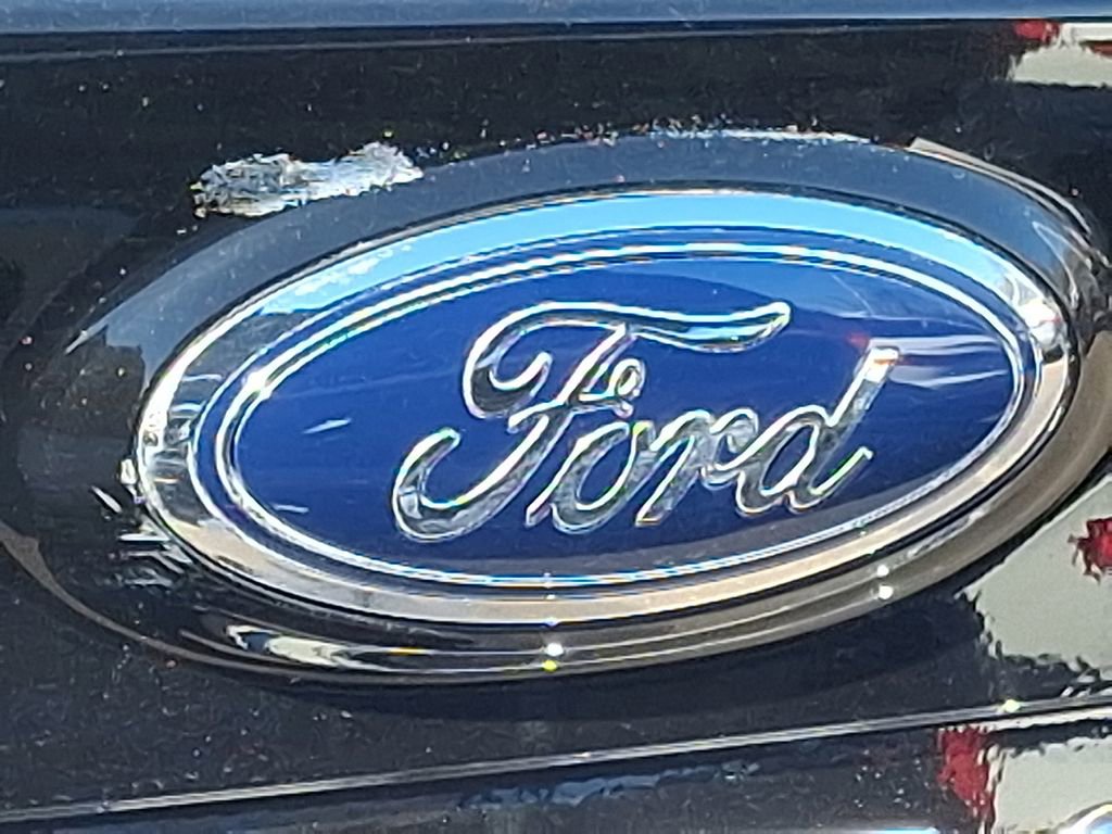 Used 2022 Ford Edge SE image 9