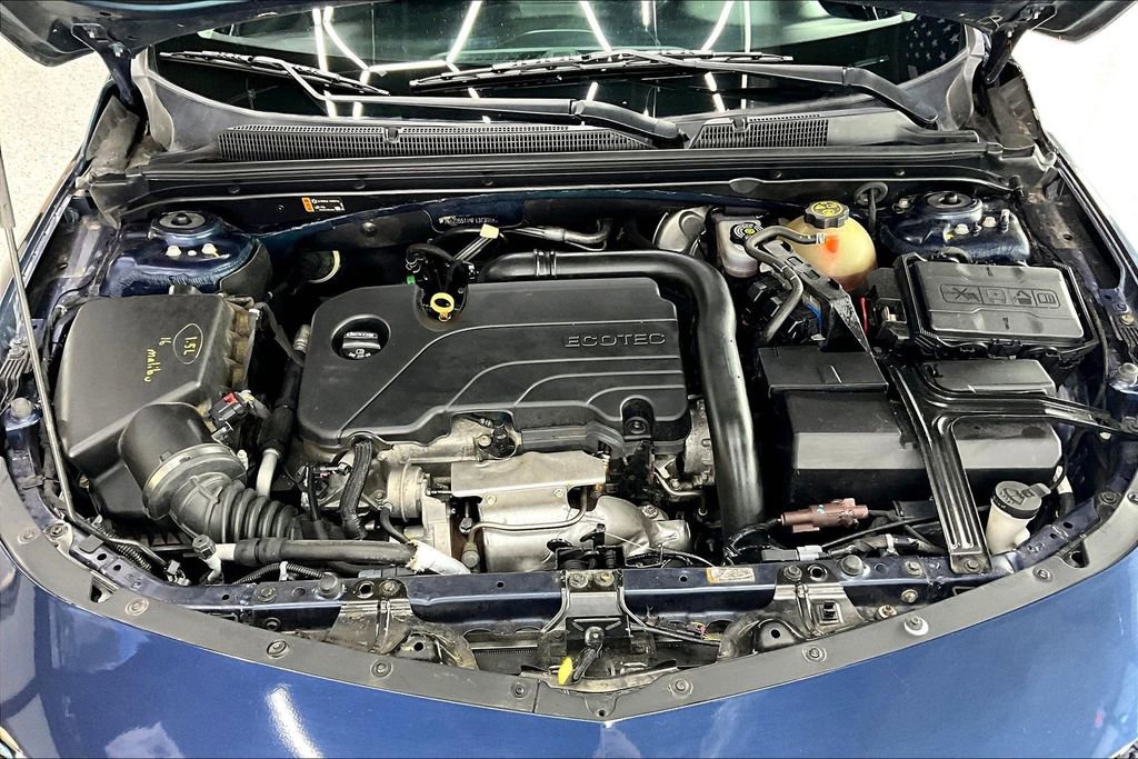 Used 2022 Chevrolet Malibu LT FWD image 28