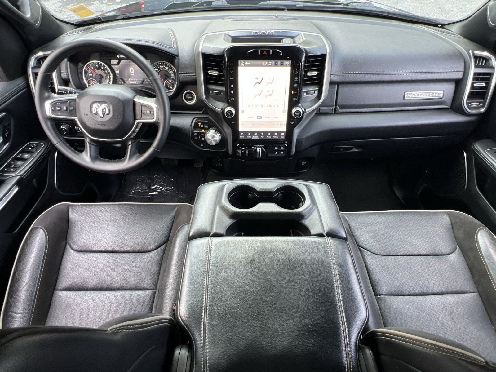 Used 2024 RAM 1500 Laramie AWD/4WD image 28