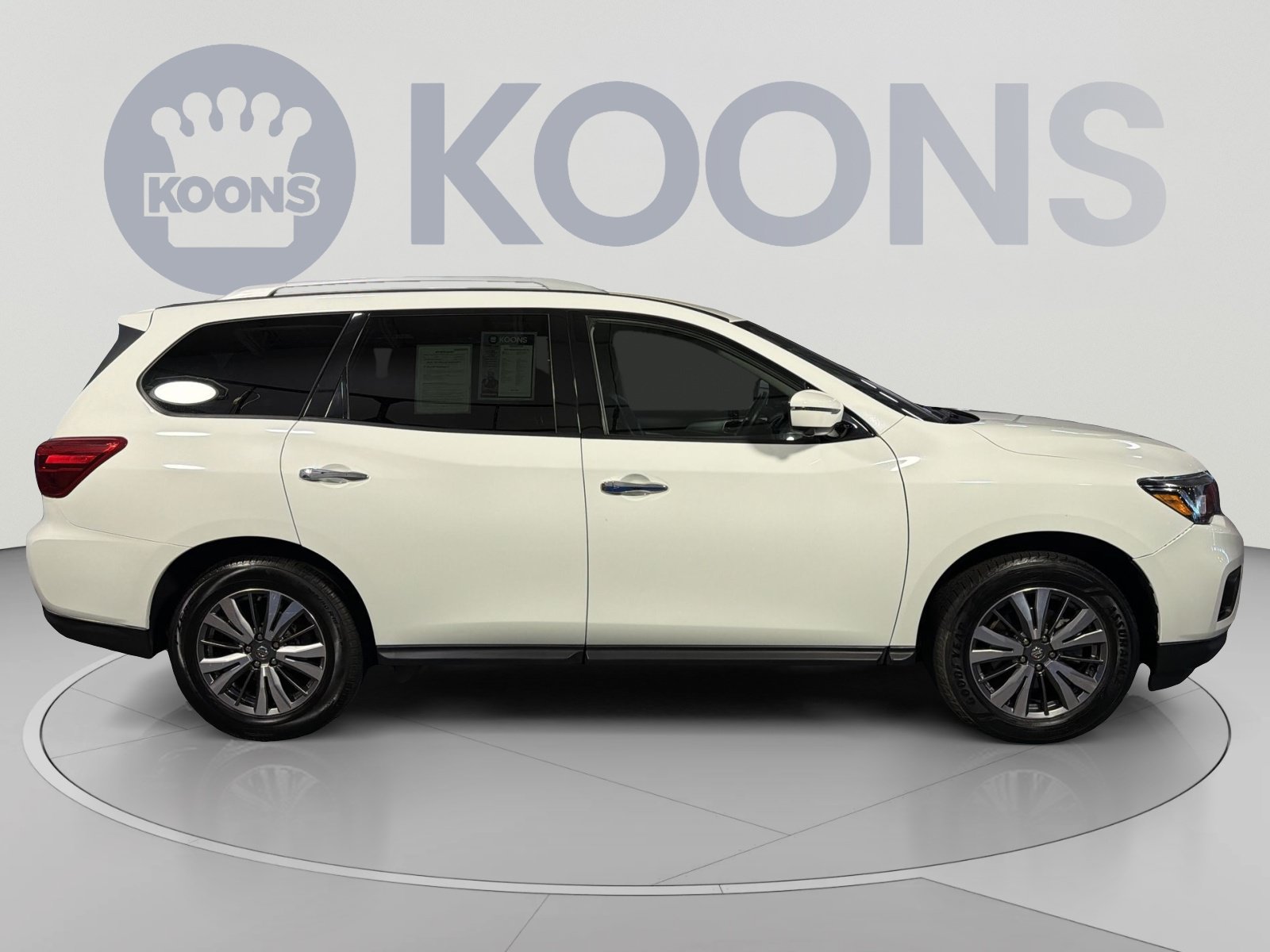 Used 2020 Nissan Pathfinder SL FWD image 8