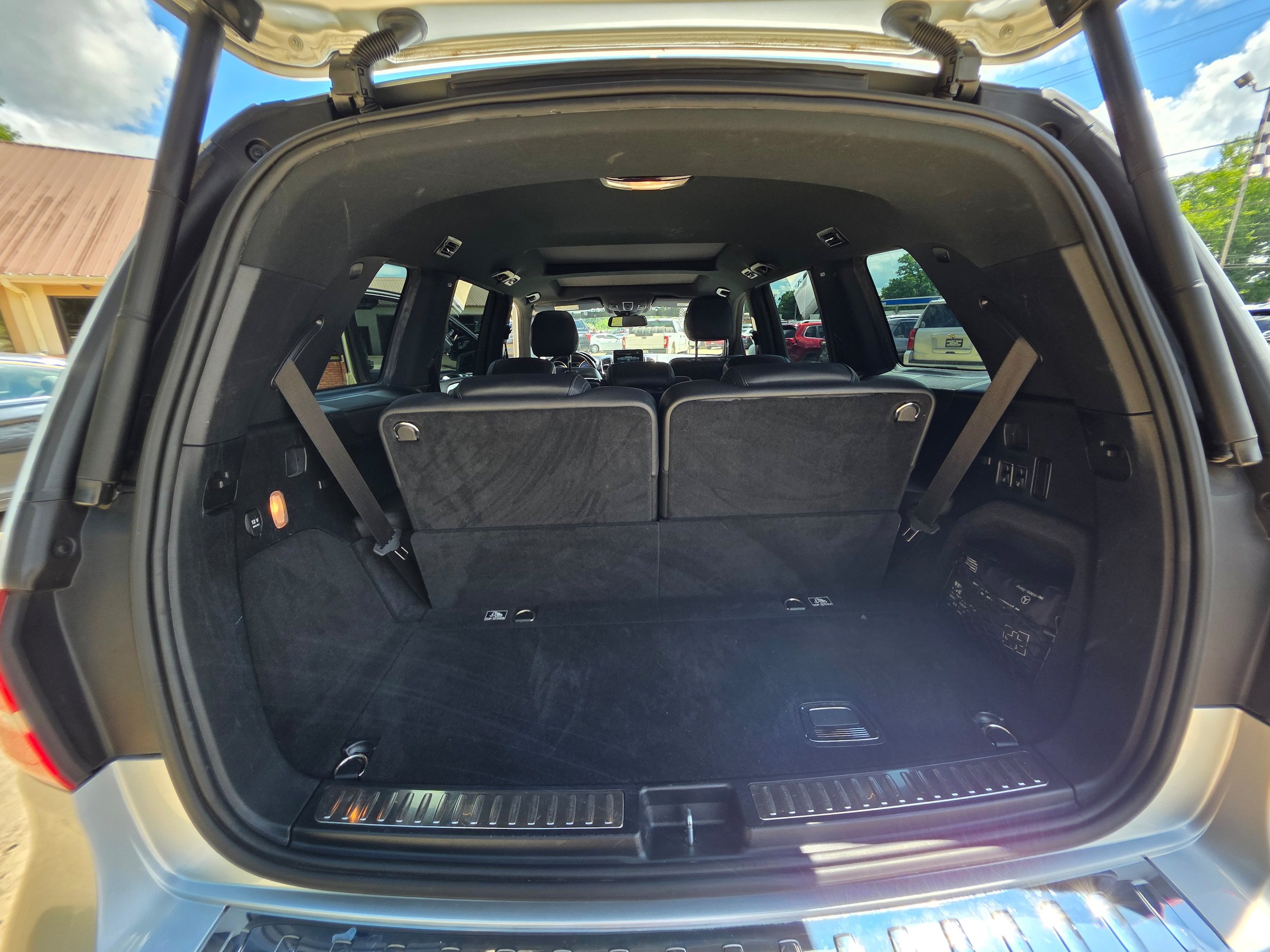 Used 2019 Mercedes-Benz GLS 450 4MATIC image 27