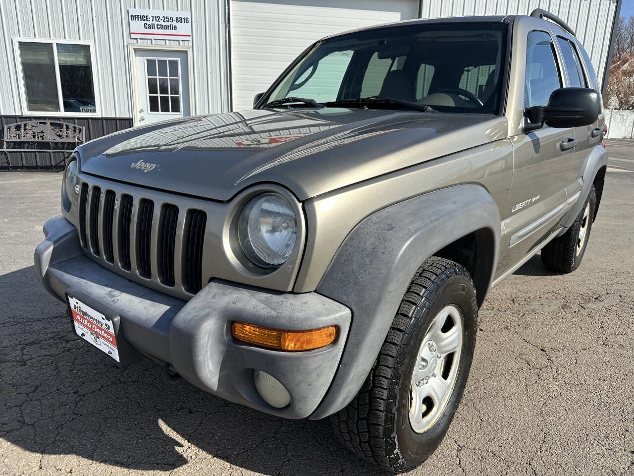 Used 2003 Jeep Liberty Sport AWD/4WD image 9
