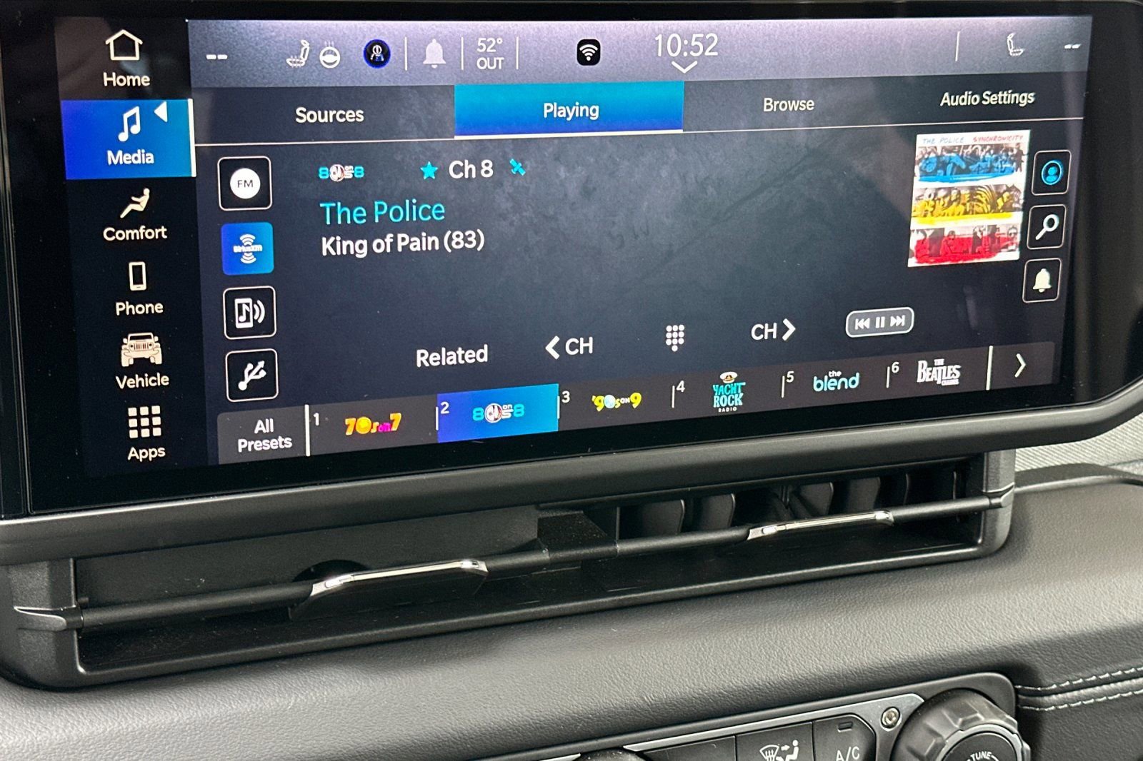 Used 2025 Jeep Wrangler Sahara image 18