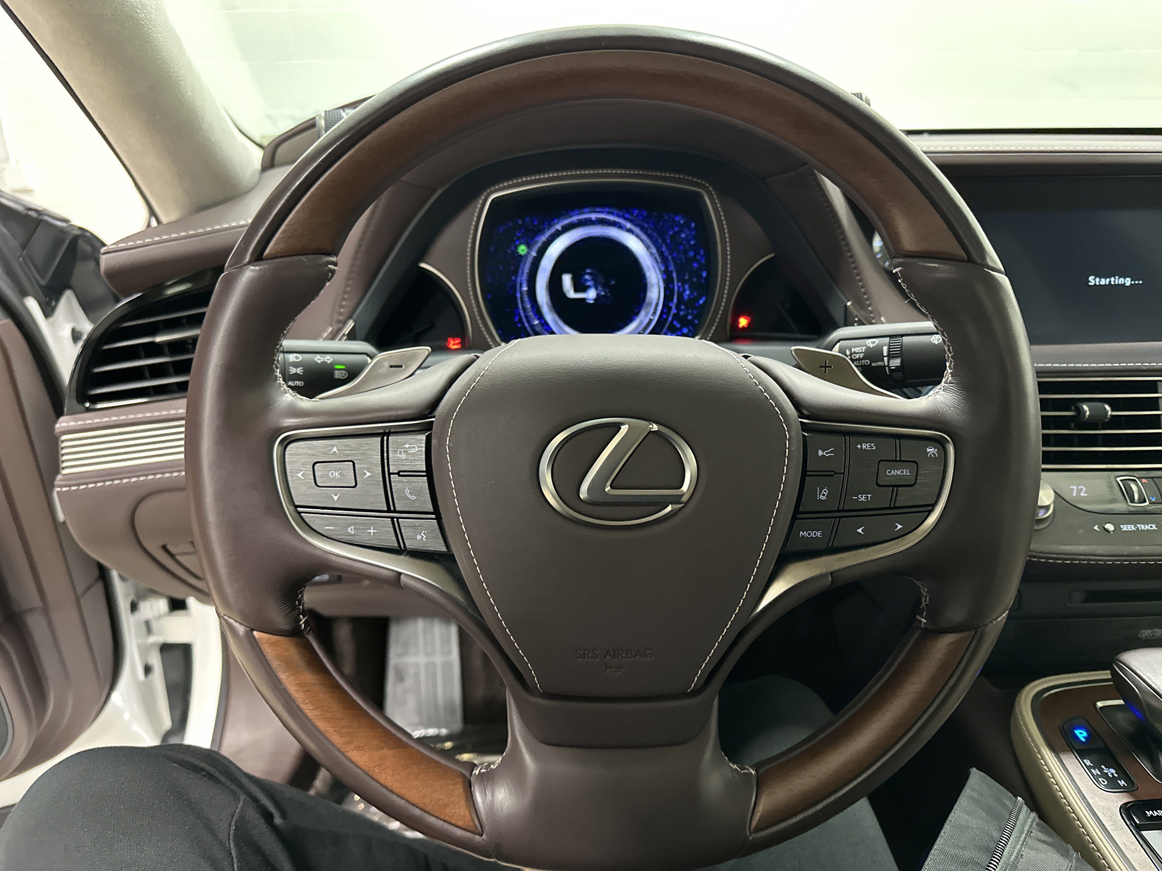 Used 2019 Lexus LS 500 AWD image 18