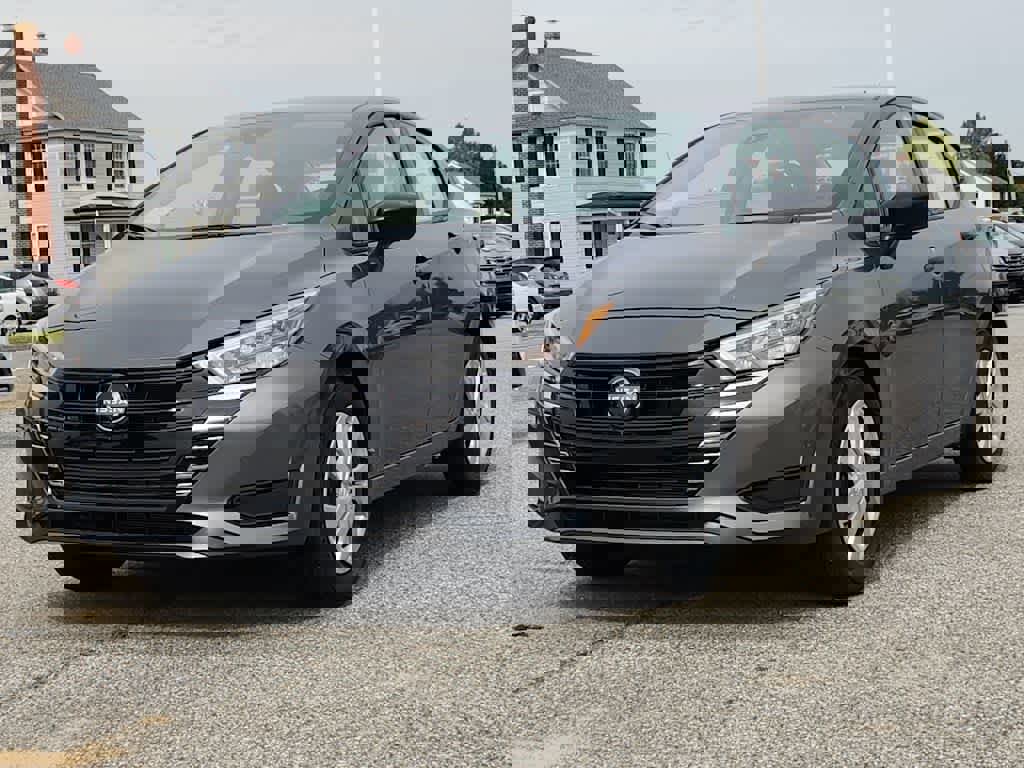 Used 2025 Nissan Versa S w/ Trunk Package