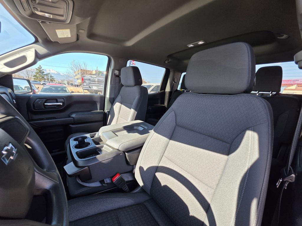 Used 2024 Chevrolet Silverado 1500 Custom Trail Boss w/ LPO, Dark Essentials Package AWD/4WD image 13