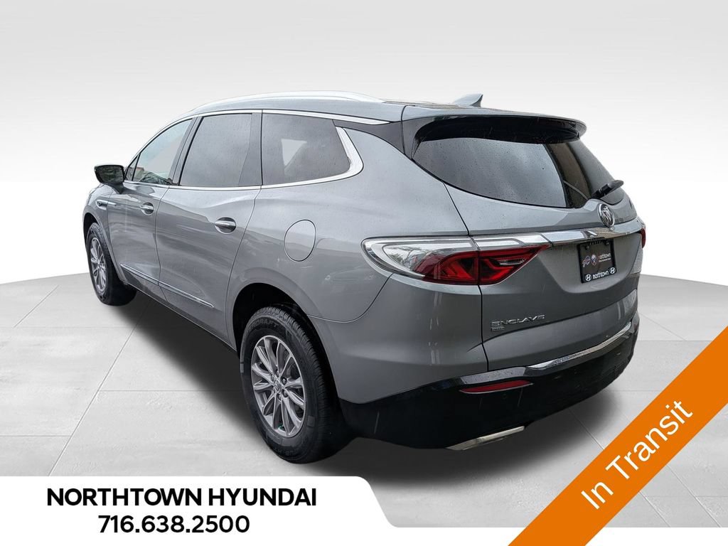Used 2024 Buick Enclave Essence AWD/4WD image 4