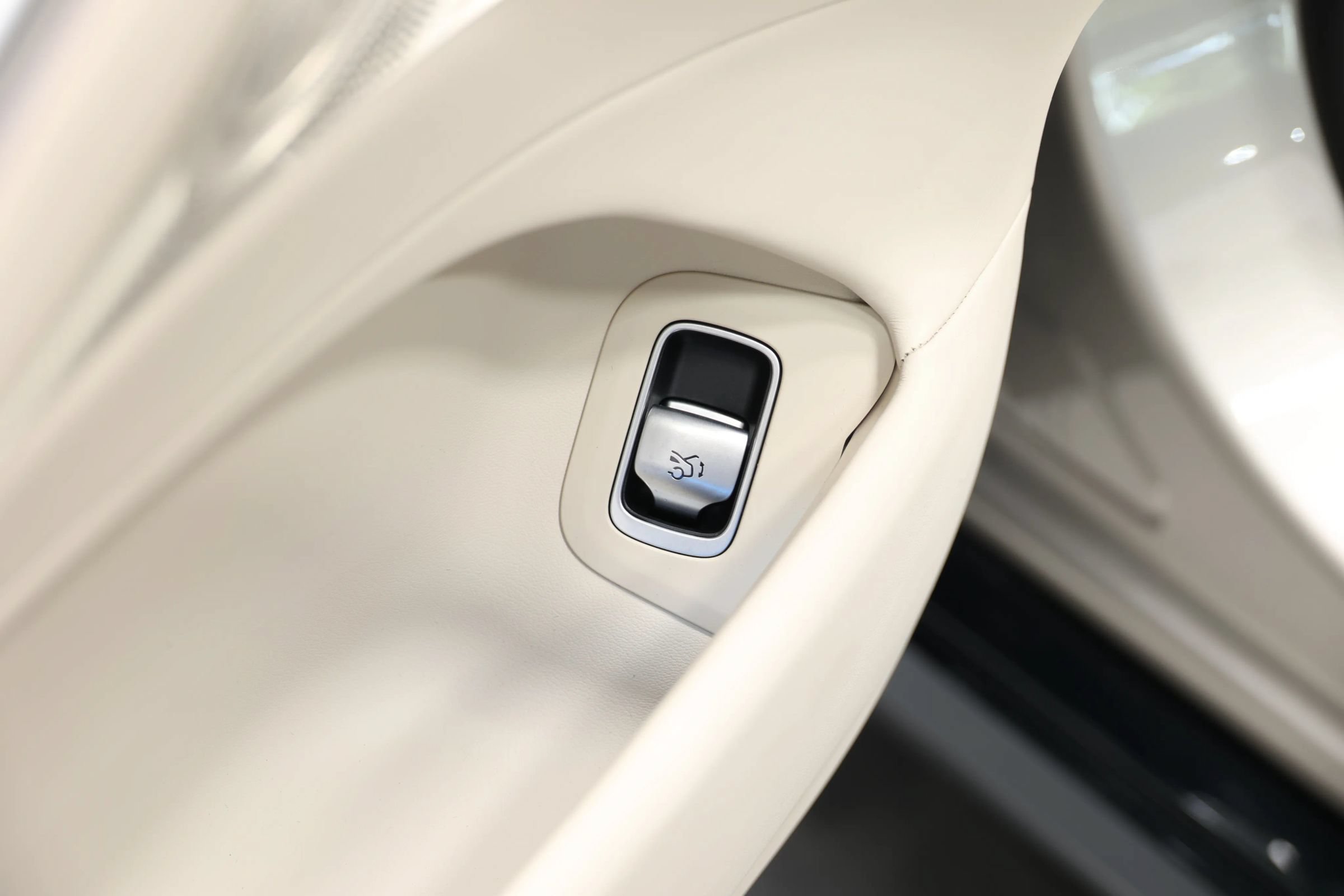 Used 2024 Mercedes-Benz Maybach S 580 4MATIC image 16