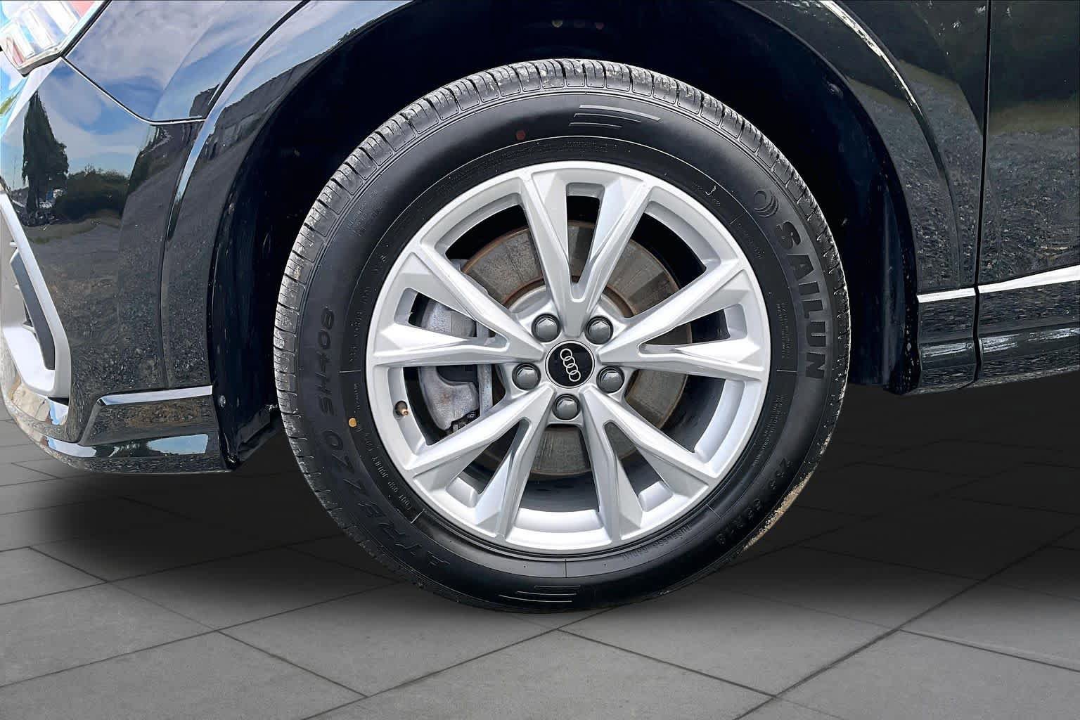 Used 2025 Audi Q3 2.0T Premium AWD/4WD image 11