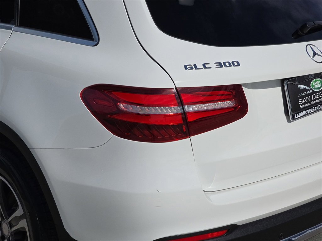 Used 2017 Mercedes-Benz GLC 300 4MATIC image 39