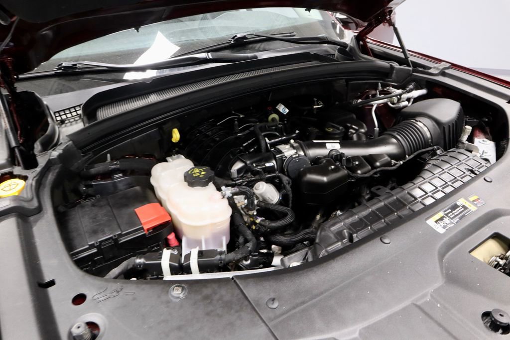 Used 2024 Jeep Grand Cherokee Limited w/ Luxury Tech Group II image 18