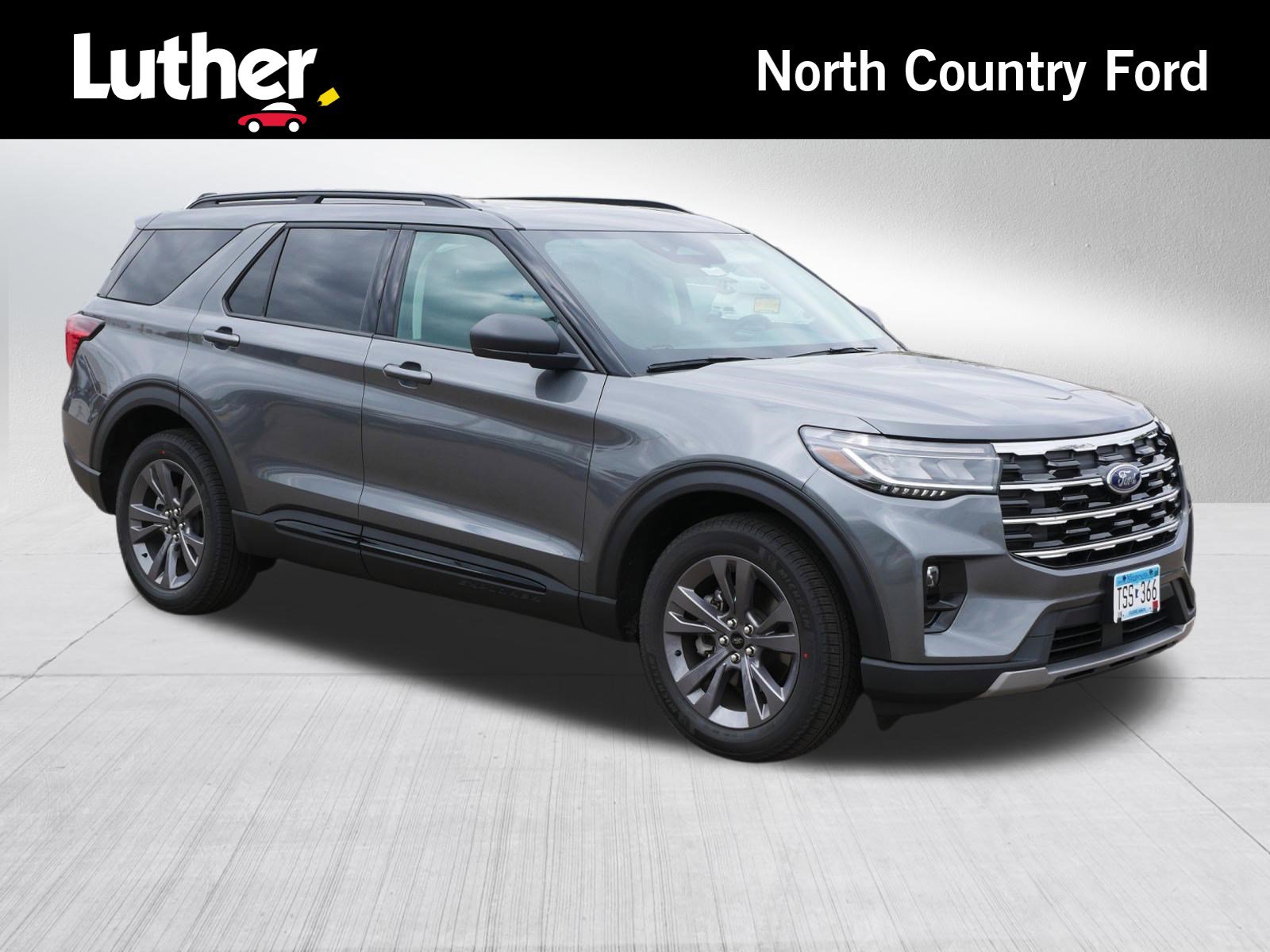Used 2026 Ford Explorer Active w/ Active Comfort Package AWD/4WD image 1