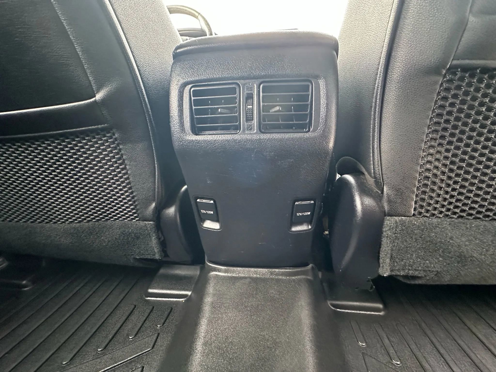 Used 2014 Toyota 4Runner SR5 Premium image 17