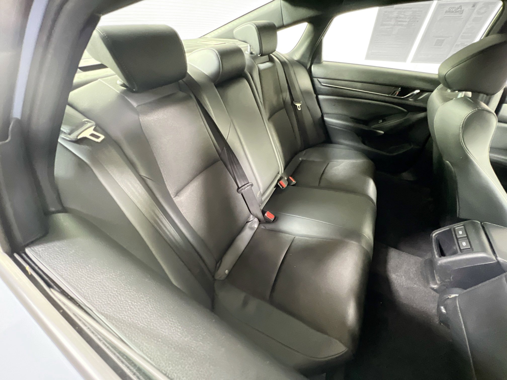 Used 2022 Honda Accord Sport image 24