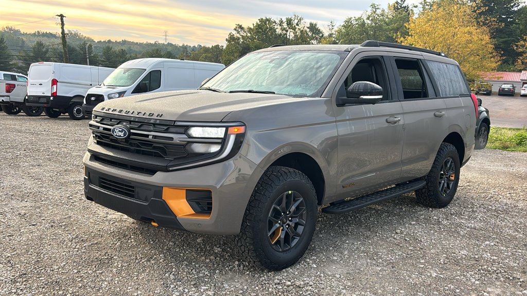 New 2027 Ford Expedition Tremor w/ Driver's Package AWD/4WD image 3