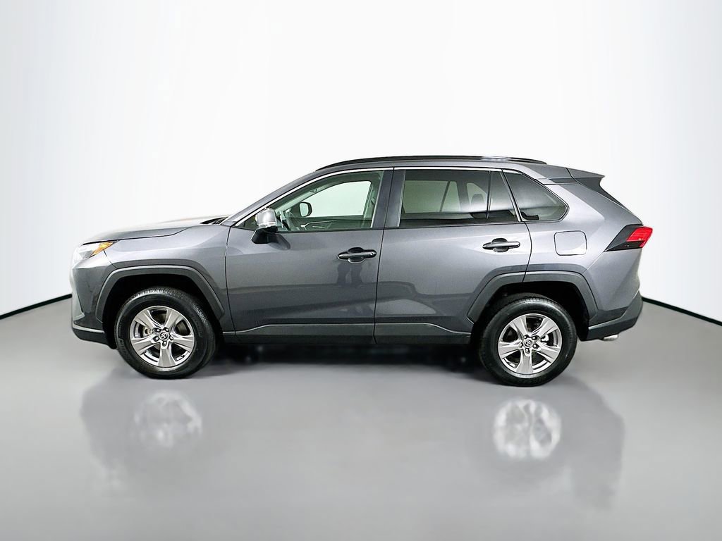 Used 2025 Toyota RAV4 XLE image 8