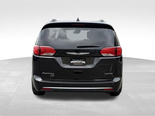 Used 2020 Chrysler Pacifica Limited FWD image 6