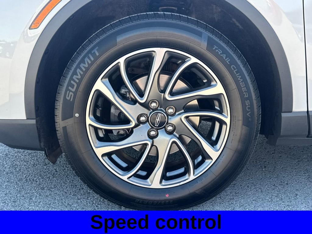 Used 2020 Lincoln Corsair AWD w/ Equipment Group 101A image 18