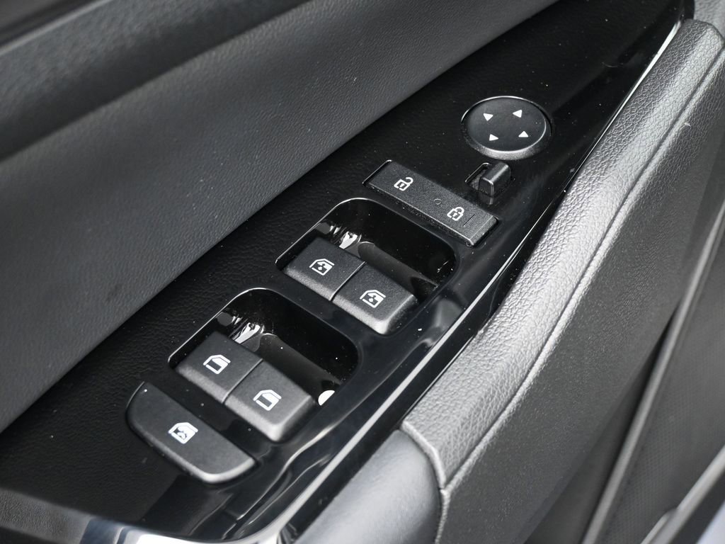 Used 2024 Kia Sportage EX image 14