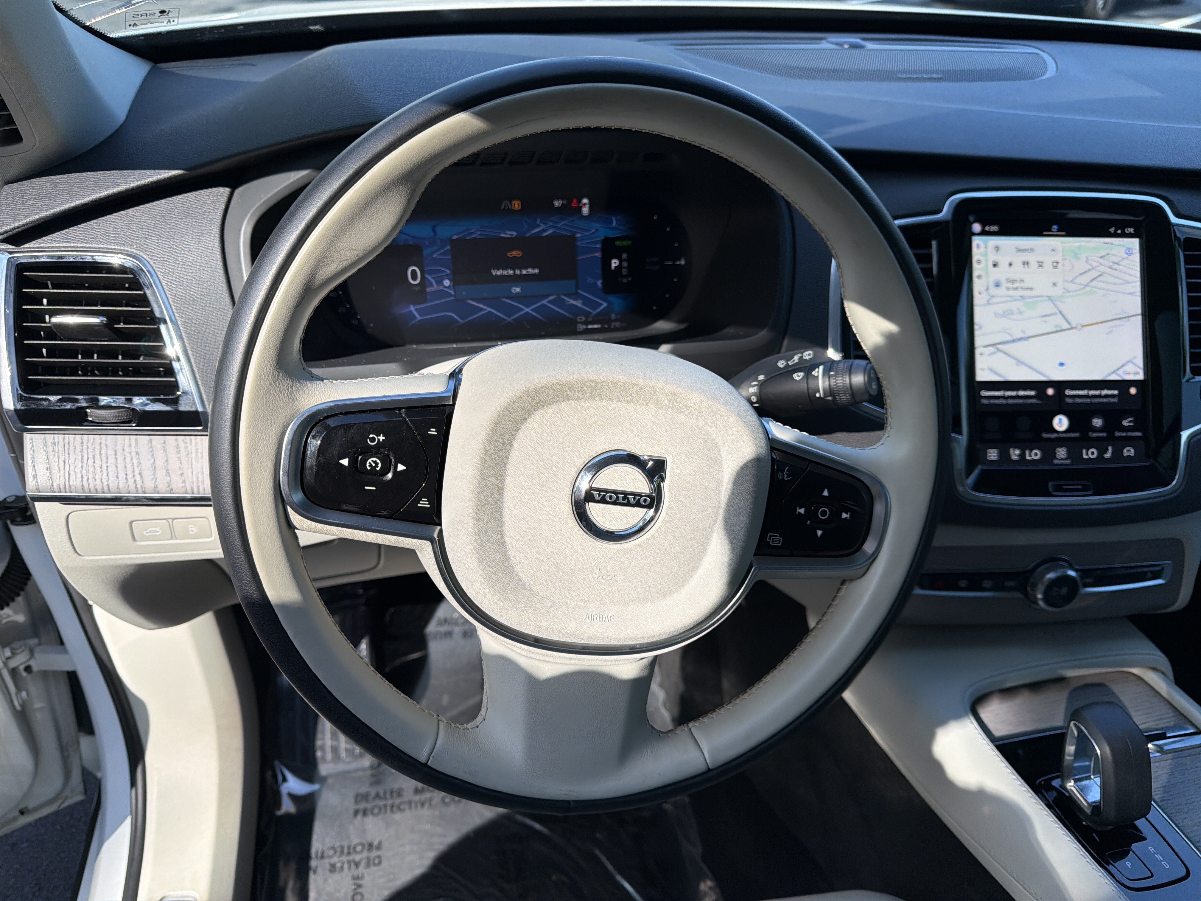 Certified 2024 Volvo XC90 T8 Plus w/ Protection Package AWD/4WD image 18