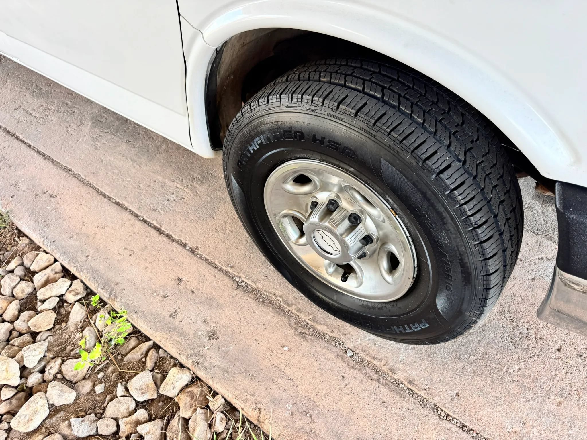 Used 2008 Chevrolet Express 3500 Extended Passenger w/ LT Preferred Equipment Group RWD image 22
