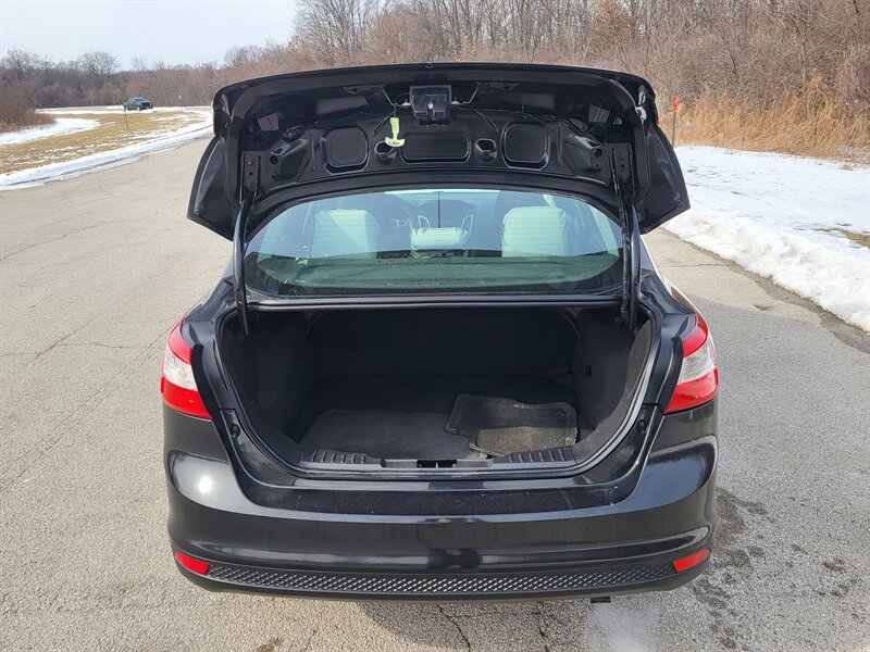 Used 2013 Ford Focus SE image 10
