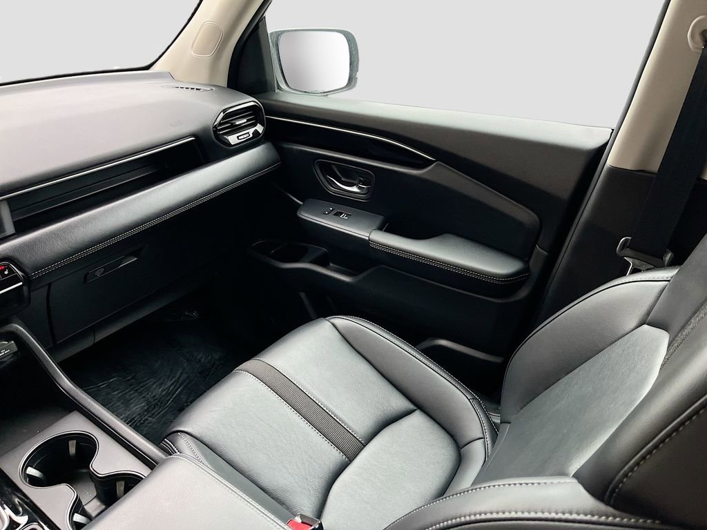 Used 2025 Honda Pilot EX-L image 22