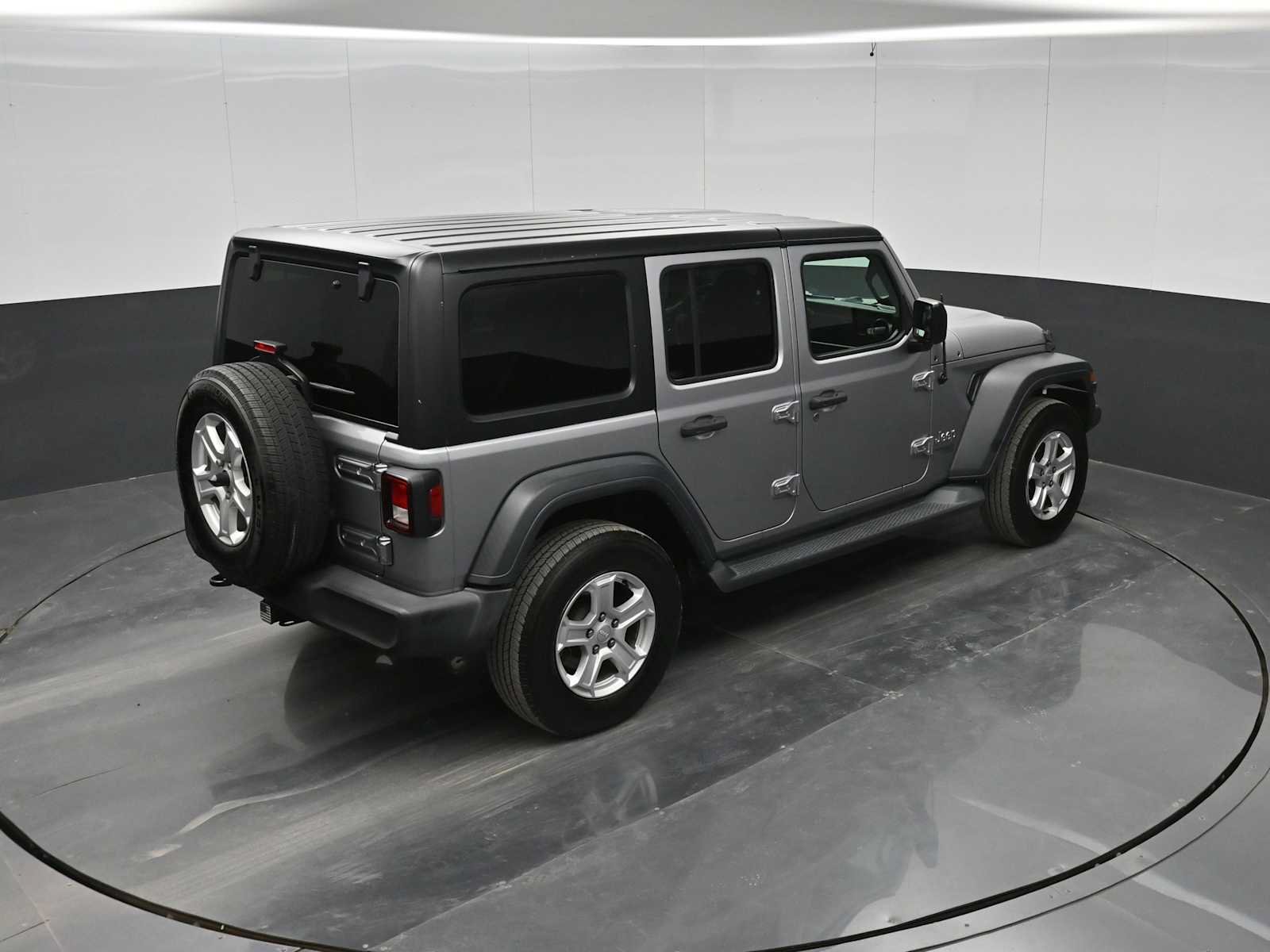 Used 2018 Jeep Wrangler Unlimited Sport S AWD/4WD image 29