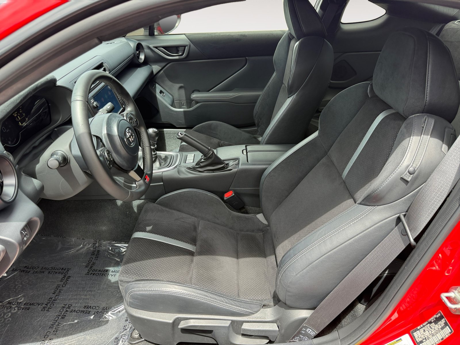 Used 2024 Toyota GR86 Premium w/ Performance Package RWD image 10