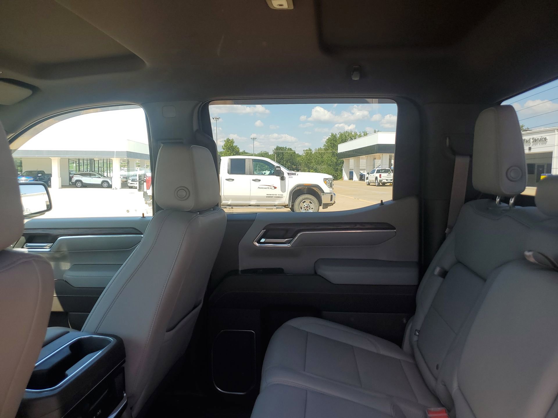 Used 2023 GMC Sierra 1500 SLT w/ SLT Premium Package image 31