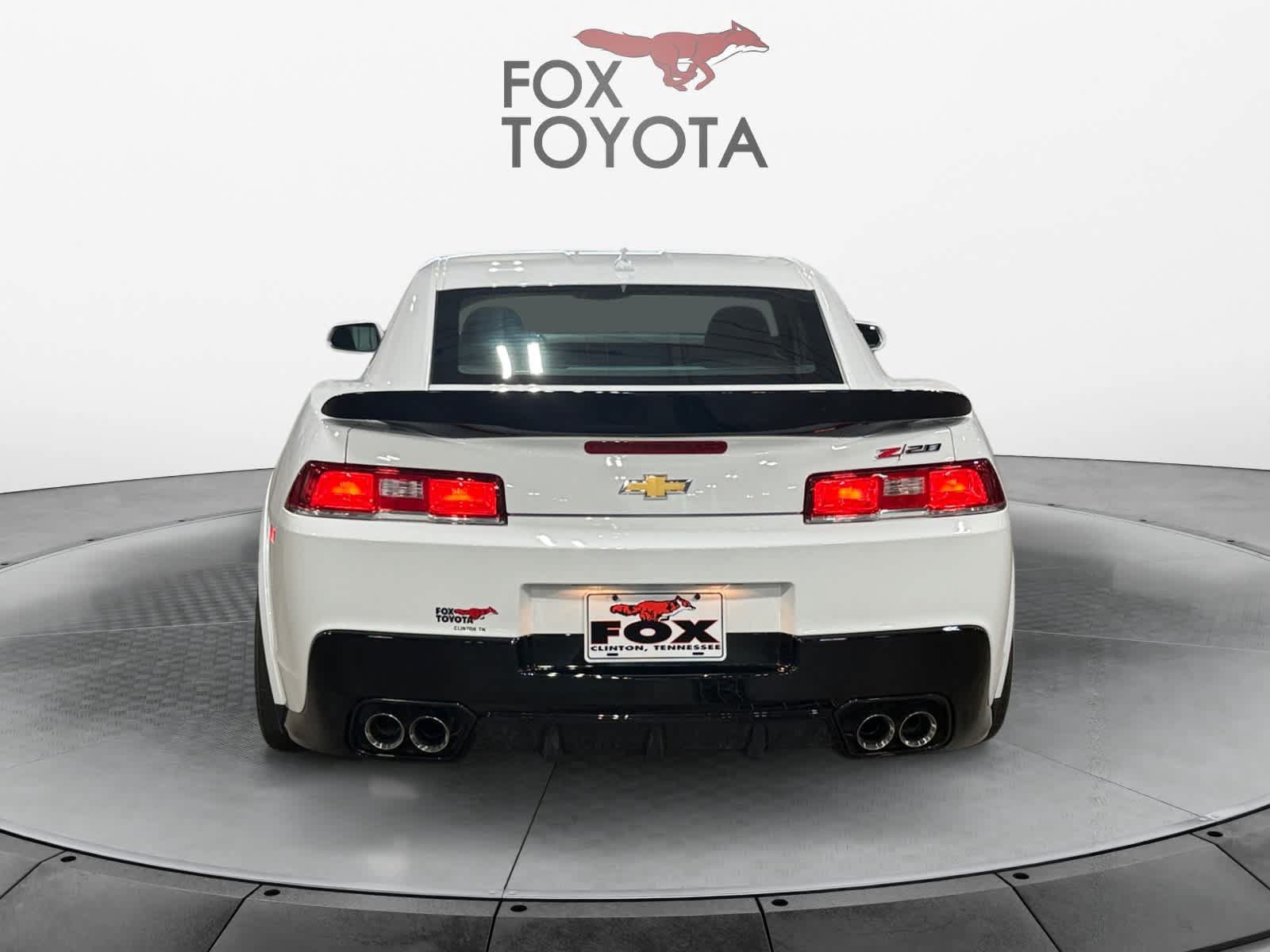 Used 2015 Chevrolet Camaro Z/28 RWD image 5