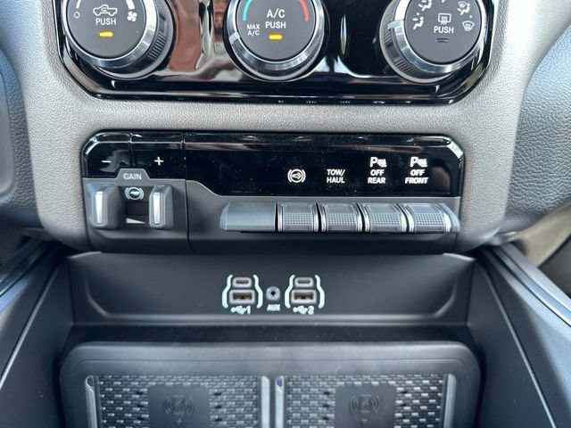 New 2027 RAM 3500 Lone Star AWD/4WD image 19