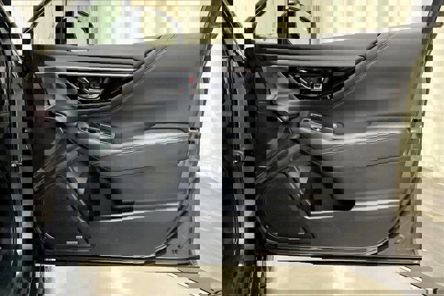 Used 2022 Subaru Outback Limited XT image 24